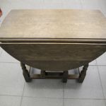 647 8269 DROP-LEAF TABLE